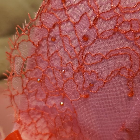 New VS Very Sexy Bling Push Up Lace Bra - 34DD - Picture 4 of 7